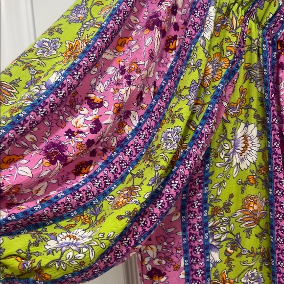 Easel Los Angeles Floral Dress in Pink and Green - Picture 3 of 3